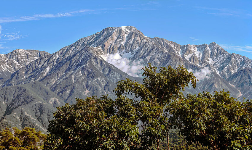 cauldron-redefine-creative-6x