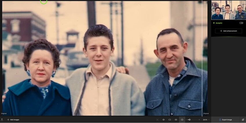 Fotomaker_BEFORE_TopazLabs-SampleRecoverFacesPic