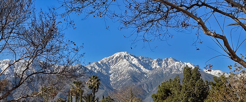 redefine-realistic-4x1