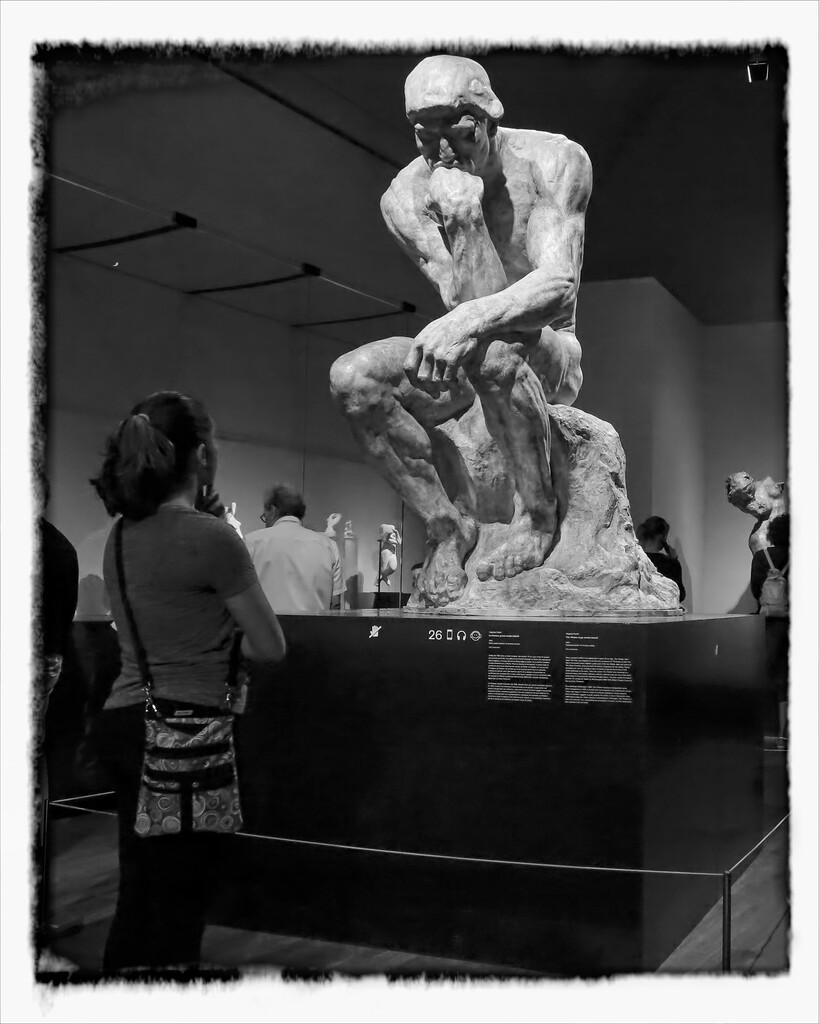 Rodin、noir et blanc 983c4caeb79ea5dc517c4c1d34268a