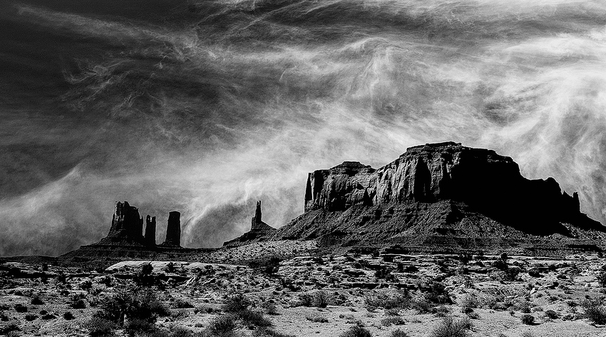 monument%20valley%20sky2