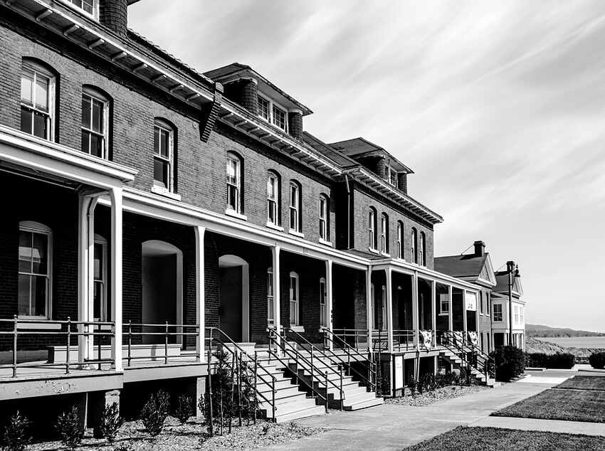 Aber2024_2-PresidioArchitecture-BWTransition