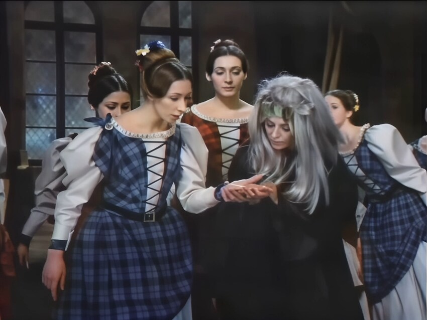 o_(Pierre Lacotte for the Paris Opera Ballet)..-00.12.29.549-00.13.17.031_00001_5_starlight_mini.mov_snapshot_00.19.934