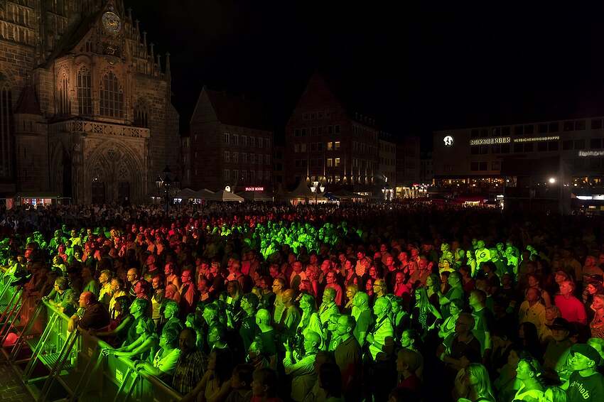 csm_01_Hauptmarkt_16_Niklas_437d9485ce-topaz-wonder