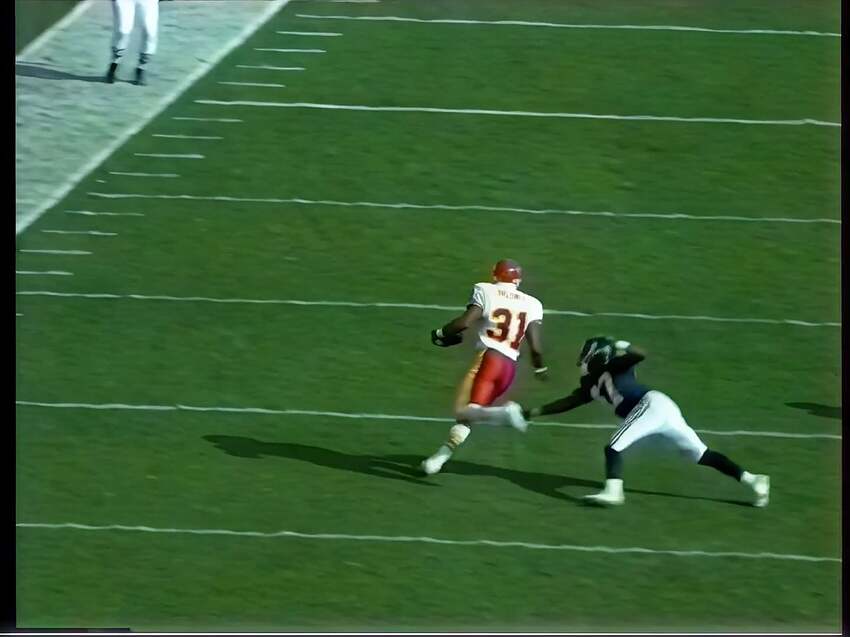 Holmes - 26 yard run2_Precise_Starlight_2_5.mp4_snapshot_00.38.593