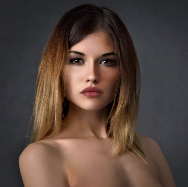 girl%20by%20Jerzy%20Gorecki